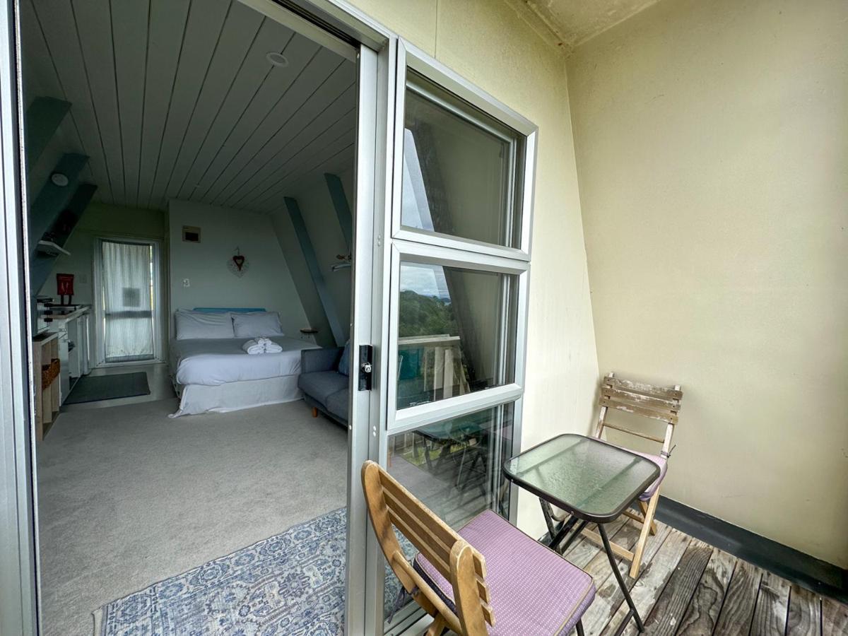 Pohutukawa Coastal Chalets Coromandel 외부 사진